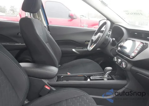 2024 Nissan Kicks Sv Xtronic Cvt из США, поврежденный, VIN 3N1CP5CV6RL571945